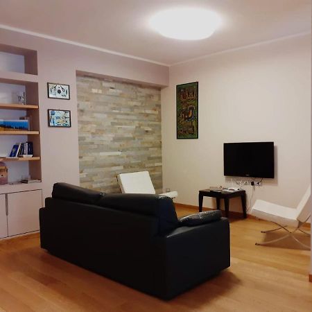 Bed and Breakfast Belo Horizonte Чивітанова-Марке Екстер'єр фото